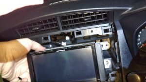 Демонтаж магнитолы на TOYOTA COROLLA FIELDER 161