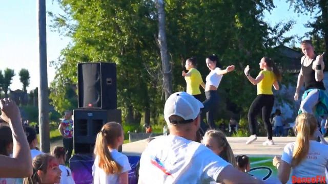 Maluma - Carnaval@DanceFit смотреть онлайн