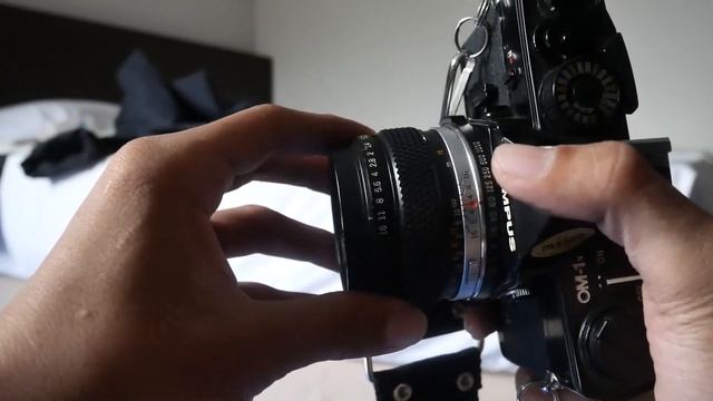 CARA MEMASANG ROLL FILM PADA KAMERA ANALOG смотреть онлайн