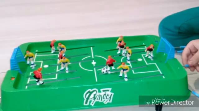 Настольный футбол!! Угар смотреть онлайн