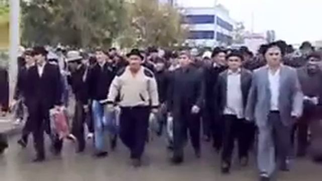 СВЯЩЕННЫЙ СУРАТ В ДЕНЬ ОТКРЫТИЯ ЦЕНТРАЛЬНОЙ МЕЧЕТИ СЕРДЦЕ ЧЕЧНИ!!!! смотреть онлайн