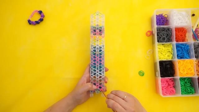 Радужки - браслет номер 38. Шишечки смотреть онлайн