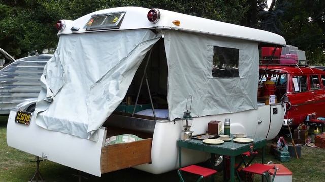 10 VINTAGE CAMPERS THAT WERE "AHEAD OF THEIR TIME" смотреть онлайн