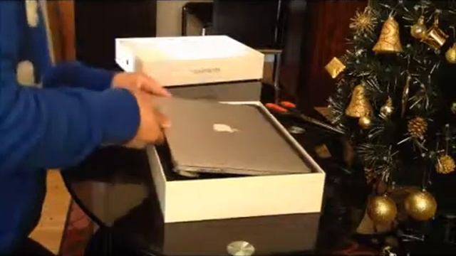 Unwrapping Apple iMac 27" & Macbook Pro 13" смотреть онлайн