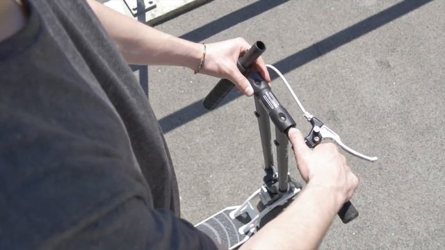 The ultra portable Kleefer Pure-180 Kick Scooter смотреть онлайн