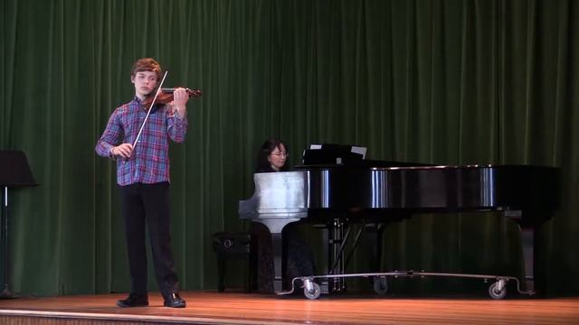 Liam Edberg plays Eccles Sonata in G Minor at a Preucil School Recital 5 4 19 смотреть онлайн