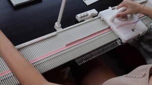 Машинное вязание. Как связать образец на вязальной машине LK-150.