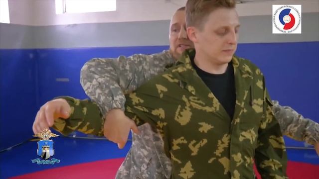 САМОЗАЩИТА 2 ЗАХВАТ ЗА СУМОЧКУ СПЕРЕДИ, СЗАДИ смотреть онлайн