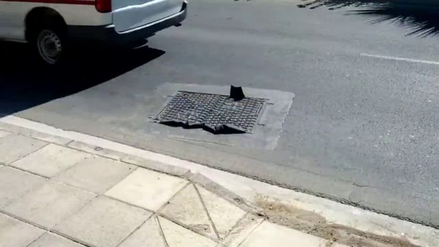 EAC/AIK tried to fix the problem, but it got worse. смотреть онлайн