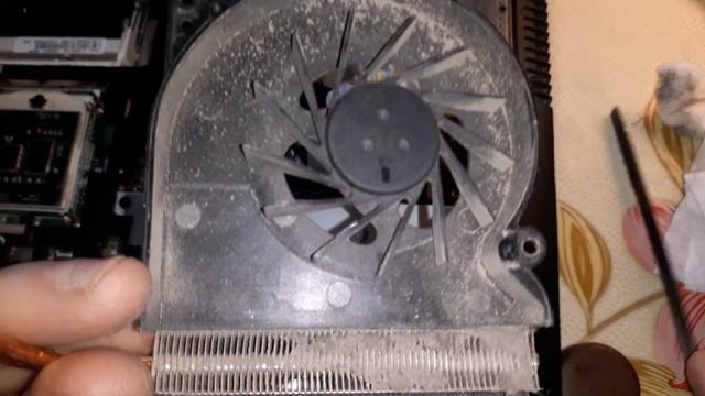 Asus A52J замена термопасты на процессоре Intel Core I3