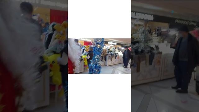 Дедушка Мороз идёт за подарками смотреть онлайн