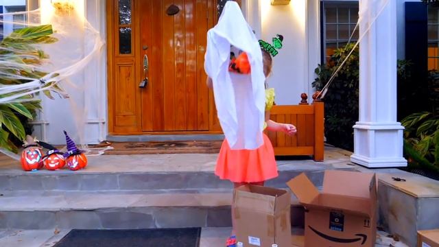 Настя украсила дом на Хеллоуин смотреть онлайн