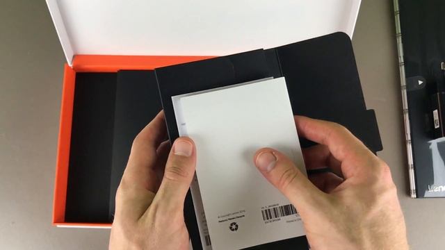 Déballage Lenovo YOGA Book et prise en main смотреть онлайн