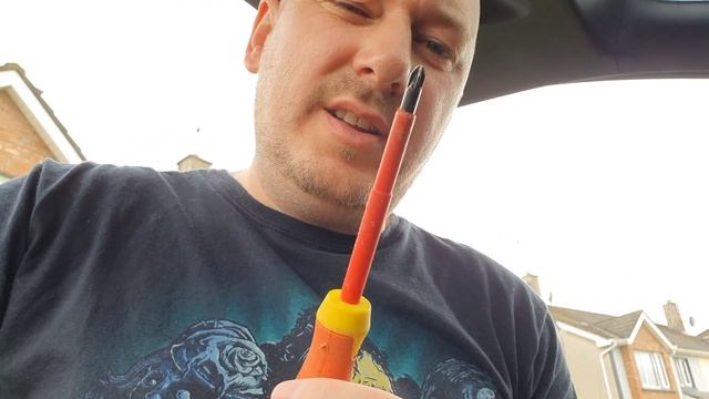 how to remove tail light bulb honda stream/honda stream tail light replacement/rn6/rn7/rn8/rn9 смотреть онлайн