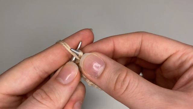 😱ВЫ ТАК ЕЩЕ НЕ ВЯЗАЛИ💯💰ВЯЖУ И ЗАРАБАТЫВАЮ СИДЯ ДОМА ЛУЧШИЙ УЗОР СПИЦАМИ ИЗ 80х ИЗ СТАРОГО ЖУРНАЛА смотреть онлайн