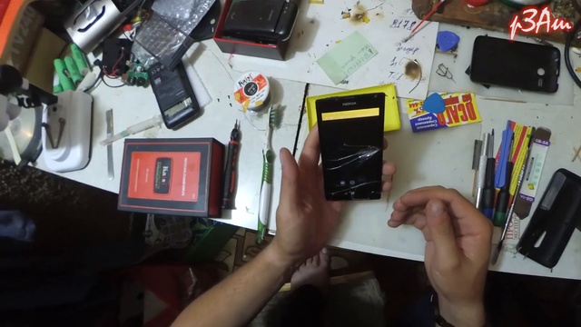 Nokia Lumia 520 разбитый сенсор, кнопка вкл смотреть онлайн