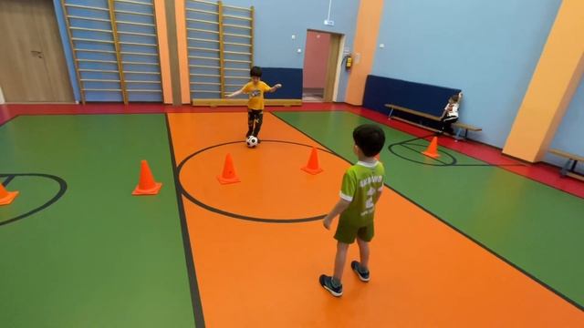 Тренировка по футболу дети 4-6 лет смотреть онлайн