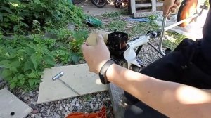 Замена топлевного фильтра на косилке штиль