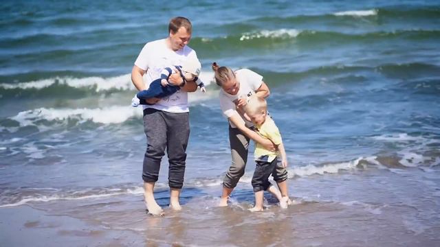 Прогулка у моря смотреть онлайн