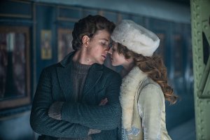 СМОТРИМ! Фильм "Серебряные коньки" - В ПОНЕДЕЛЬНИК В 22:30 на канале РОССИЯ 1 // АНОНС