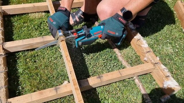 Bosch KEO 18V - 2022 Vs KEO 10.8V тестируем на дереве, фанере и медяхе.