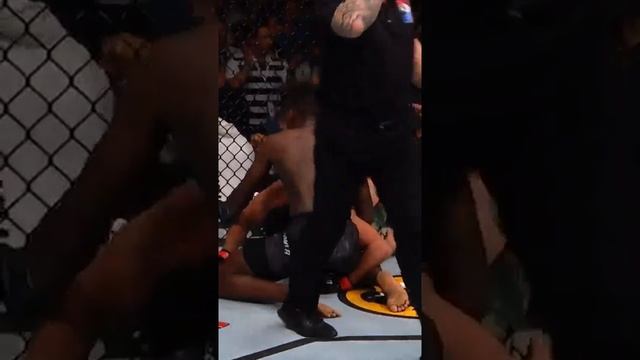 ТОП-5 боев в среднем весе UFC смотреть онлайн
