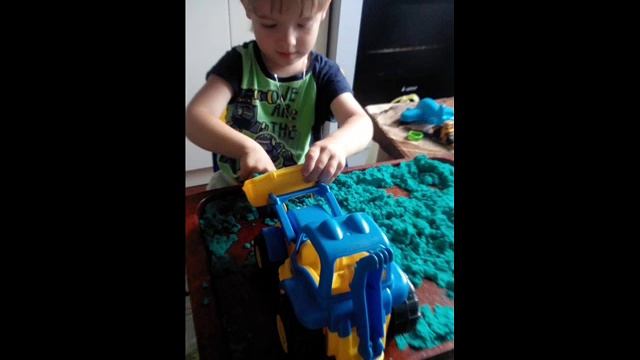 С днем рождения Юрка. 3 Года сыночку. смотреть онлайн