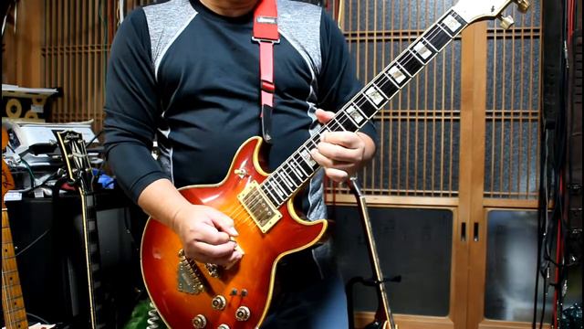 Ibanez AR300CS 1983 & Kz TrebleBooster+Koch Studiotone Combo 001 смотреть онлайн