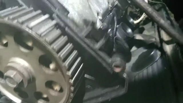 Замена Установка ремня ГРМ шестерни коленвала и распредвалов и установка роликов на ВАЗ 2112 Приора смотреть онлайн