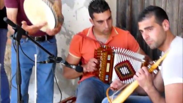 Tarantella con Lira Calabrese, Organetto e Tamburello... смотреть онлайн
