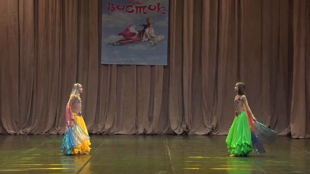 Дуэт 1 место, Федорова Арина и Молотова Ксения г.Екатеринбург смотреть онлайн