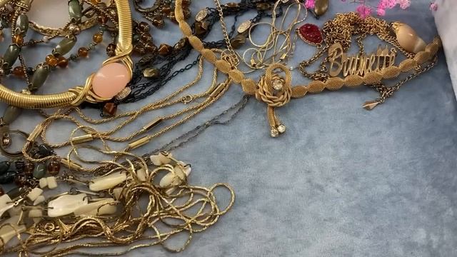 Неожиданная удача! Нашла Dior в лоте с золотыми колье! Комплект из Агата для мамы! смотреть онлайн