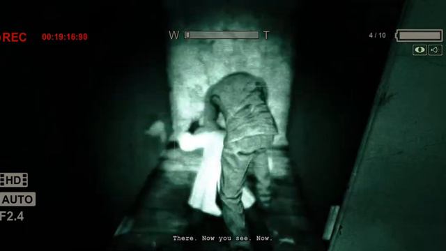 Outlast Whistleblower DLC - Prisoner tortures a doctor in Toilet смотреть онлайн