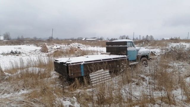 Привёз дрова чурками на юмз-6? с самосвальной полуприцепной телегой птс-4, береза и елка! смотреть онлайн