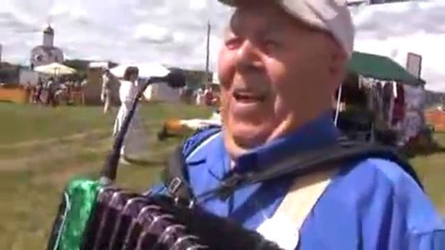 "Сердце старость признавать не хочет!"на гармони LITTAU смотреть онлайн