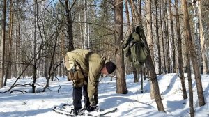 Bushcraft ОДИНОЧНЫЙ ВЫХОД В ВЕСЕННИЙ ЛЕС на Снегоступах Canadian Camper Forester. .mp4