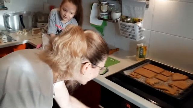 Пряничный домик Как быстро сделать своими руками с детьми смотреть онлайн