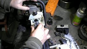 бензопила штиль 180 снятие карбюратора.