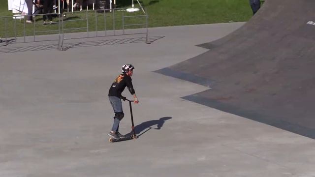 Чернявский Петр - Oxelo Freestyle Scooter Contest в Алтуфьево смотреть онлайн