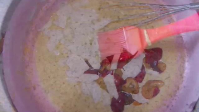 Очень вкусный пирог с яблоками и сливой.