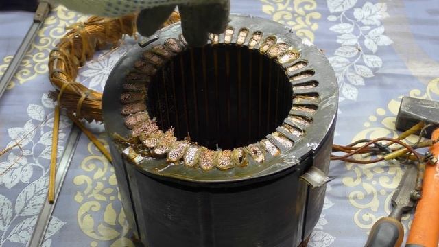 43кг МОТОР НА МЕДЬ. Разботаем асинхронный трехфазный электродвигатель. смотреть онлайн