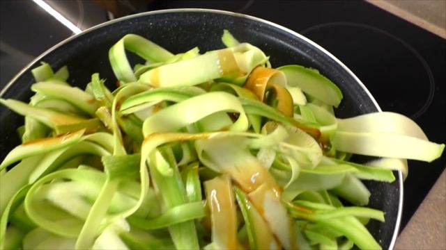 Муж Уплетает КАБАЧКИ За Обе Щеки и ПОХУДЕЛ на 55 КГ! Кабачки Для Похудения! Простой Рецепт! смотреть онлайн