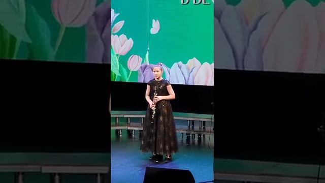 Черепанова Ольга, 11 лет, гобой Соната До мажор Ж.Б.Лойе I часть. К-р Притула Елена Александровна смотреть онлайн