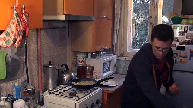 Как приготовить вкусную еду из подручных продуктов. Личный опыт. (Шутка юмора) смотреть онлайн