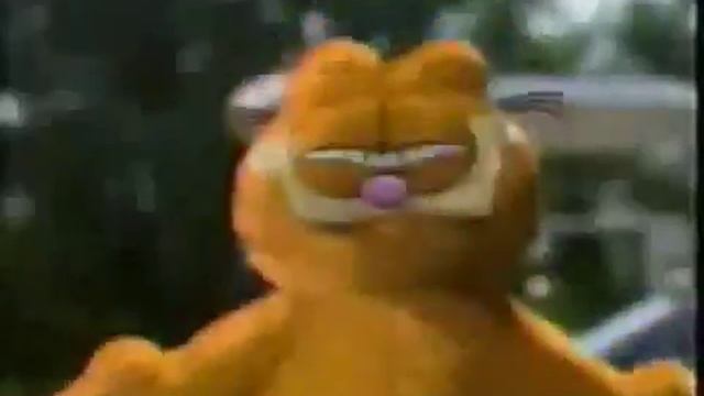 Garfield Plymouth Voyager Commercial (1996) смотреть онлайн