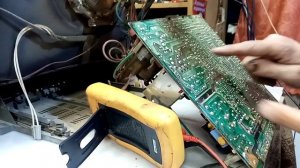 Телевизор Samsung CS-21Z30ZQQ не включается.