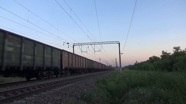 "Вечерние съёмки в Воронеже №2" - Грузовые поезда в Масловке. смотреть онлайн