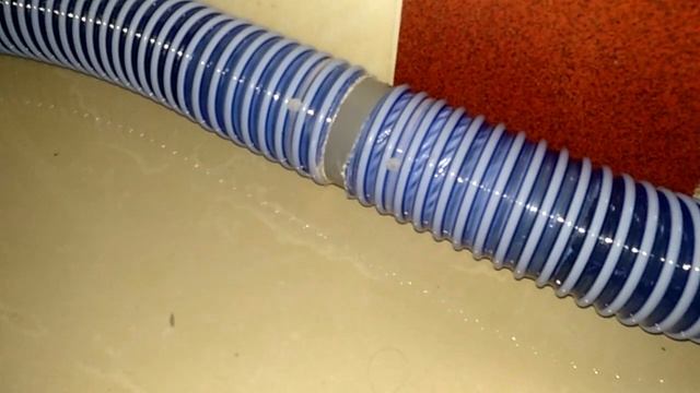 "Безбашенно" не верная установка канализации в парикмахерской...Типа временно. смотреть онлайн