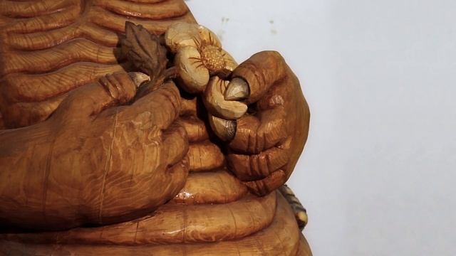 Деревянная резная фигура "Змей Горыныч" /// 2022.08.31 смотреть онлайн