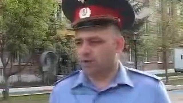 В служебную командировку в Ножай Юртовский район отправились трое алексинских милиционеров смотреть онлайн